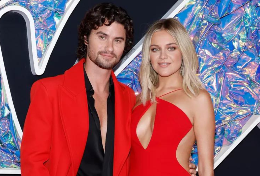 Kelsea Ballerini and Chase Stokes Turn Heads at 2023 VMAs