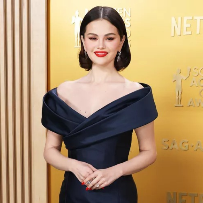 Selena Gomez Stuns in a Backless Celine Gown For SAG Awards