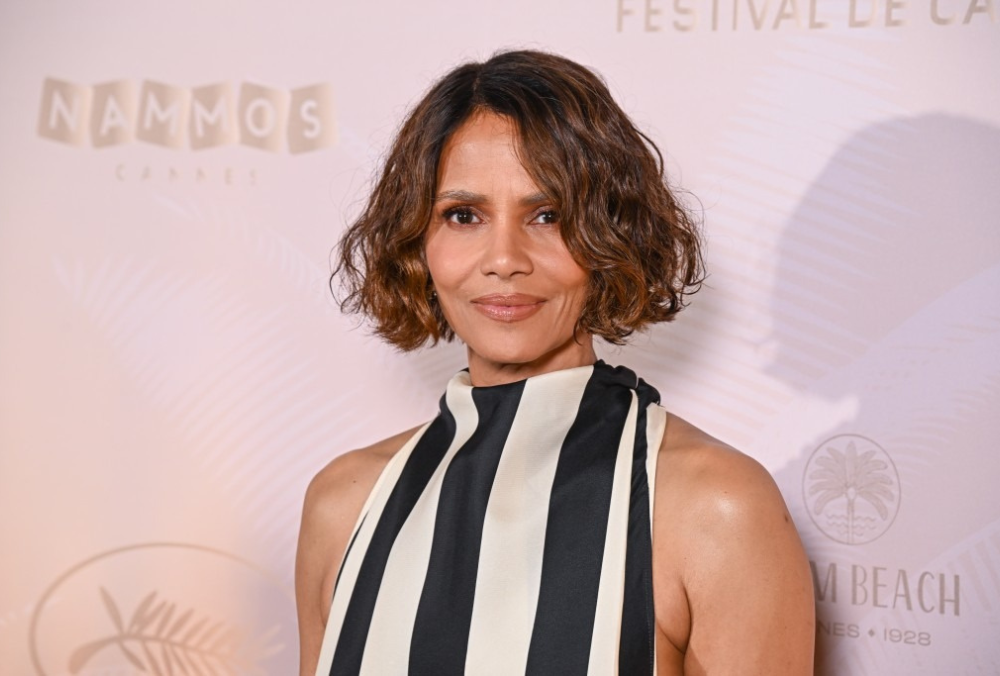 Halle Berry Was Forced To Change Her Dress At The Cannes