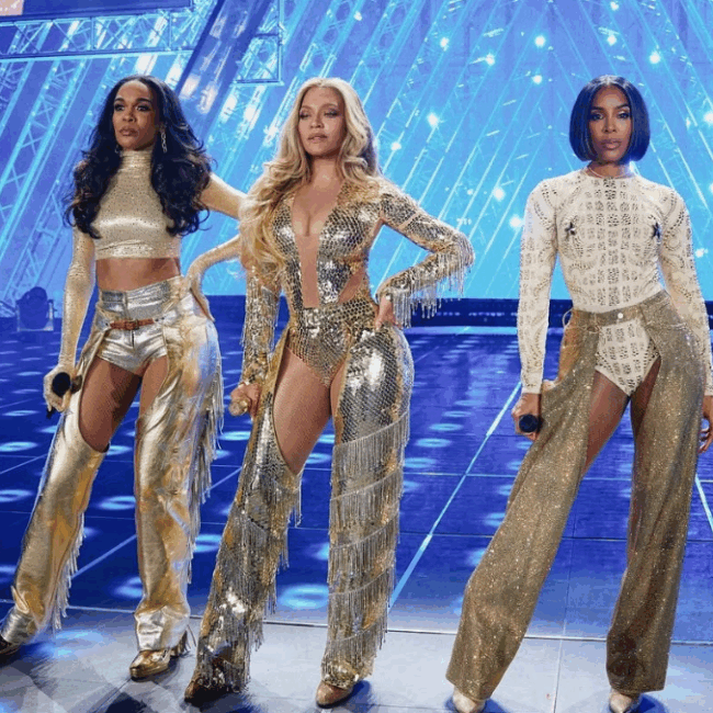 Beyoncé Brings Destiny's Child For A Reunion